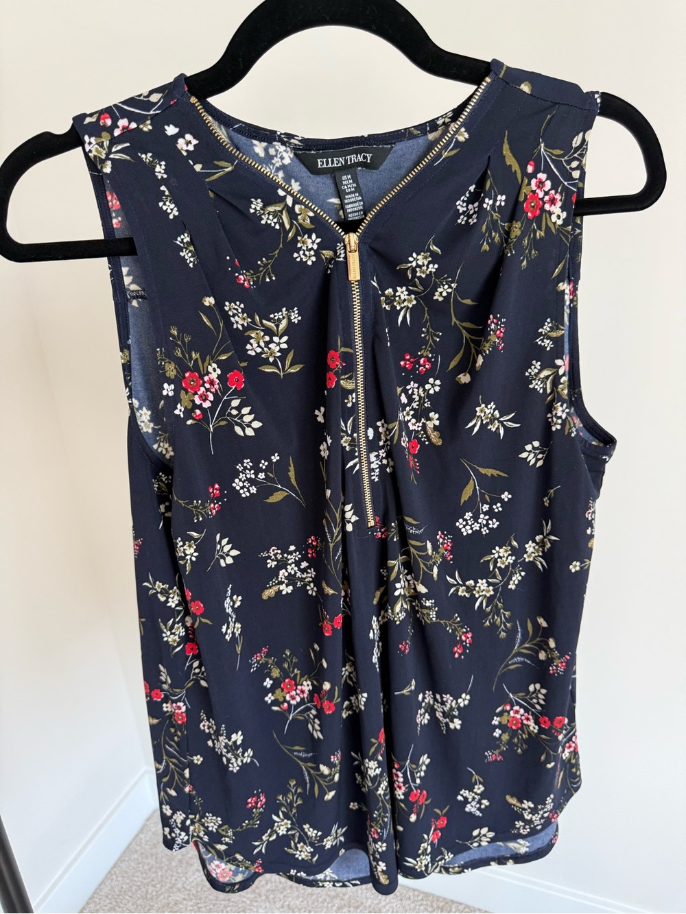 Ellen Tracy Navy Floral Zip-Front Sleeveless Blouse